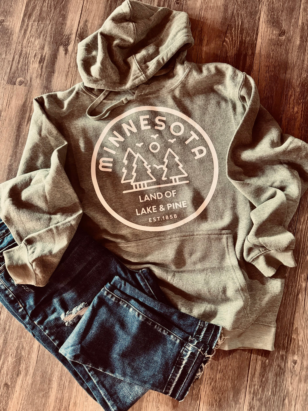 MINNESOTA LAKE & PINE SAGE HOODIE